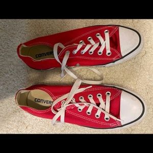 Women’s red converse